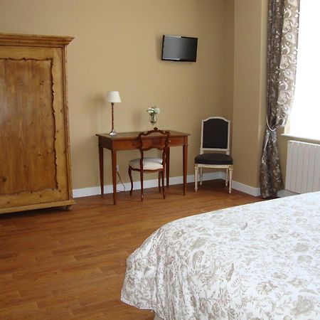 Bed and Breakfast La Cour Des Carmes Arras Zimmer foto